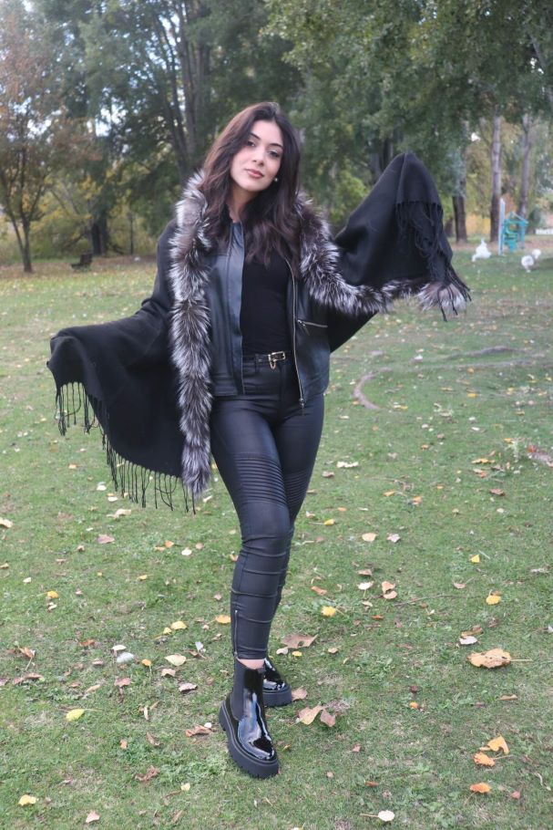 black pashmina with silver fox fur