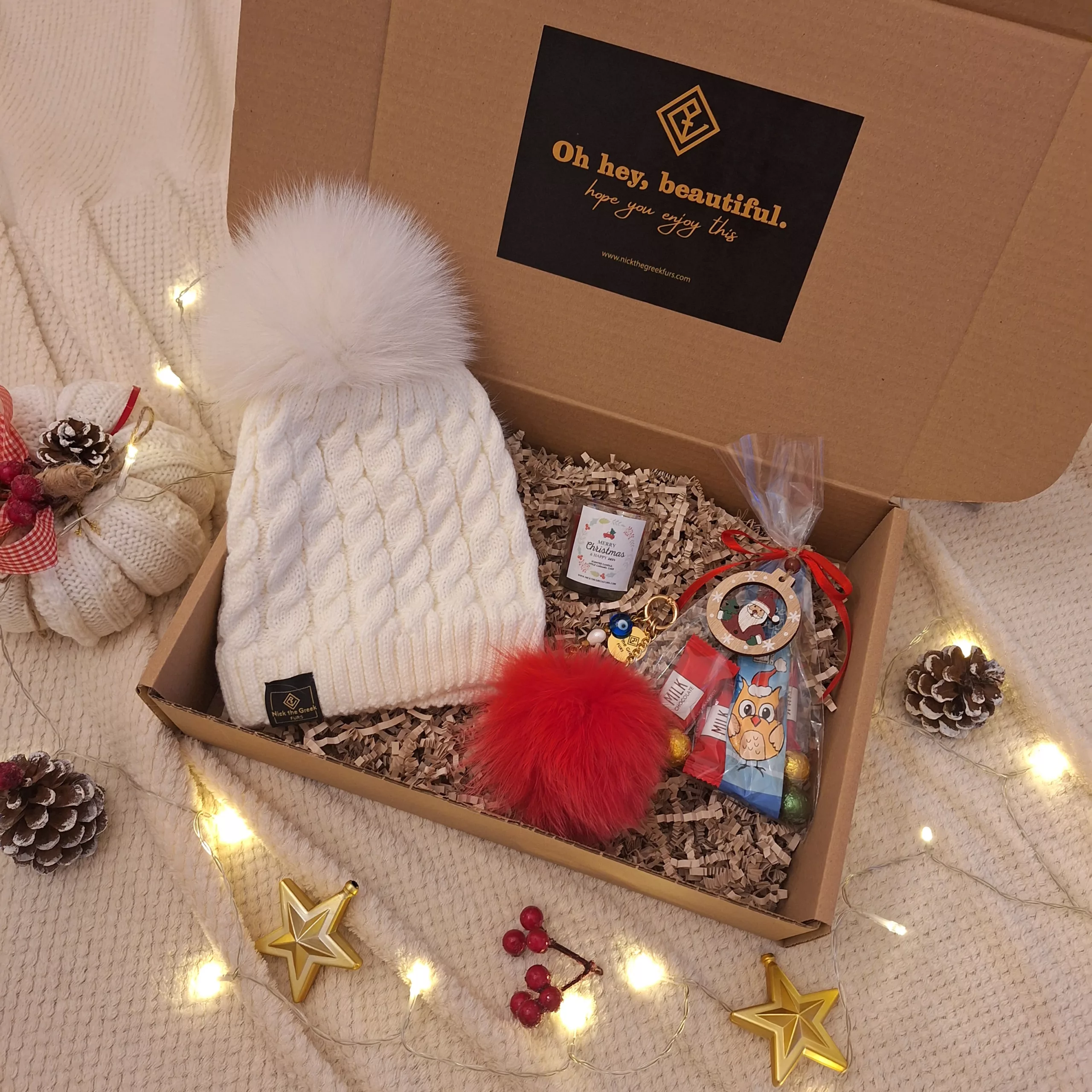 xmas gift box with pompom beanie & pompom lucky charm
